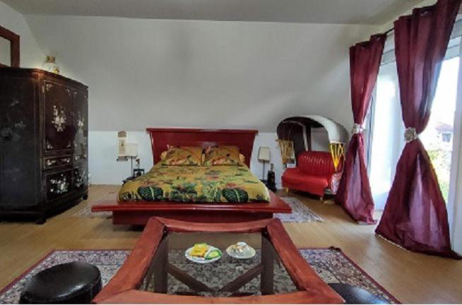Chez Aurelia - Chambres & Table D'Hotes La Couture-Boussey Номер фото